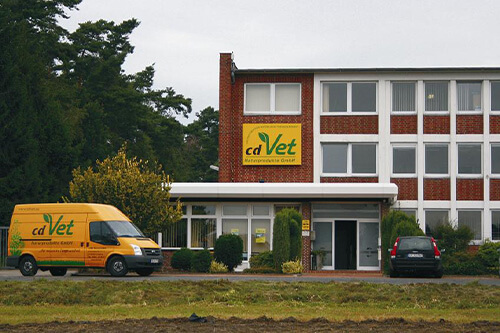 Firmengebäude_2005_500x333px Umzugswagen, Transport, Transporter, Fahrzeug, Auto